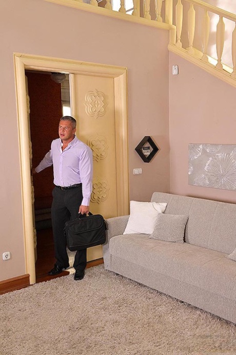 Cheating wife Heidi Van Horny gets double fucked when her man walks in on her