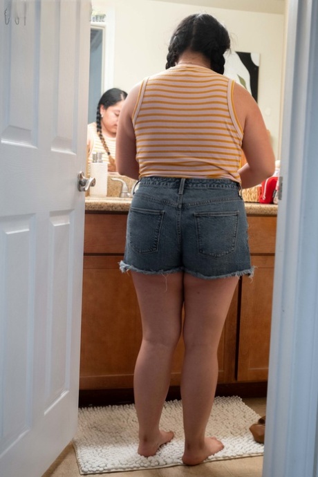 Chubby authentic Lola L shows her hairy femininity & her big curves while dressing