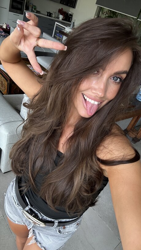 OnlyFans Luxury Girl ADULT featuring Luxury Girl ADULT Natural Pictures