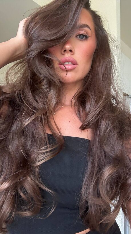 OnlyFans Luxury Girl ADULT featuring Luxury Girl ADULT Natural Pictures