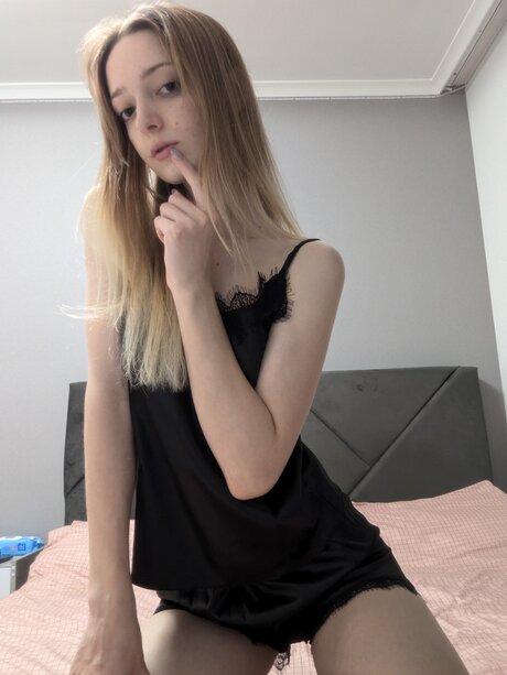 Fansly Princes Play featuring Princes Play Artistic Pictures