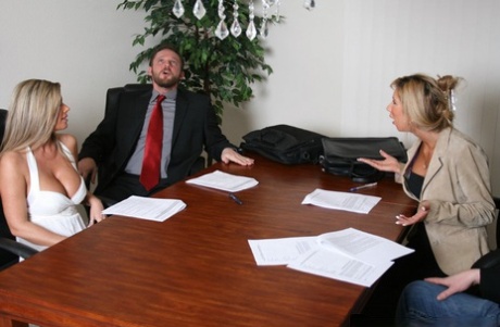 Horny MATURE WOMAN Kristal Summers fucks her lawyer while in her own office