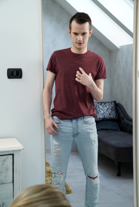 Sweet babes Rebecca Volpetti and Veronica Leal share a dong after kissing