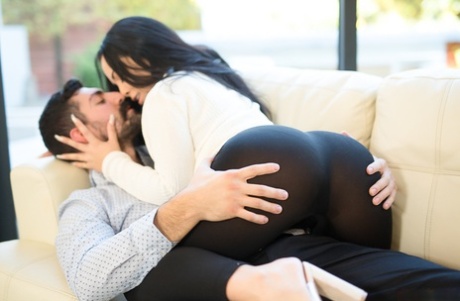 Gorgeous MATURE WOMAN pornstar Kristina Rose natural & fucking doggystyle on the couch