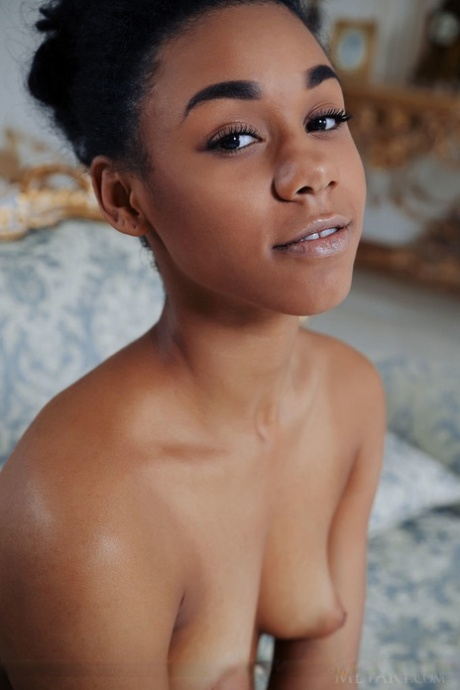 Black glamour babe shedding lingerie to expose nice ten curves and tiny breasts