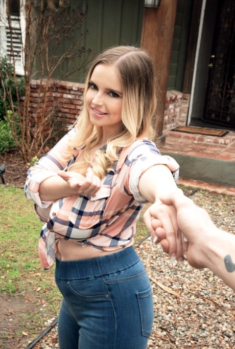 Score Land starring Codi Vore, Sam Shock Attractive Images