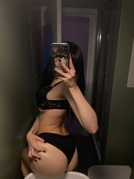 OnlyFans Bunnyy Spit featuring Bunnyy Spit Artistic Pictures