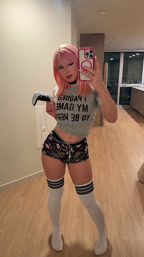 OnlyFans Yumi Puffs starring Yumi Puffs Artistic Pictures