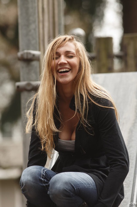 Babe Kendra teasing in alluring outfits in public before getting natural in her room