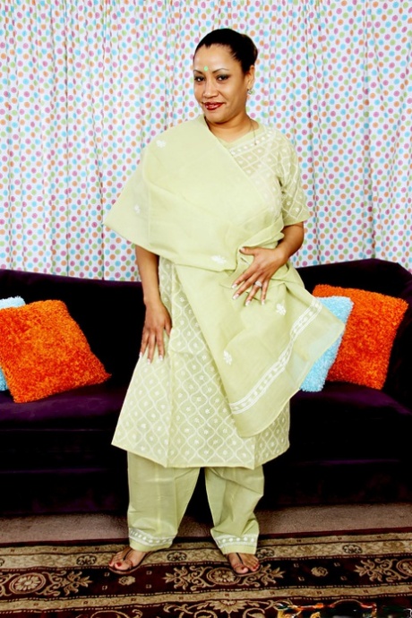 Older mature Indian Kira B modelling her alluring legs non artistic in sandals