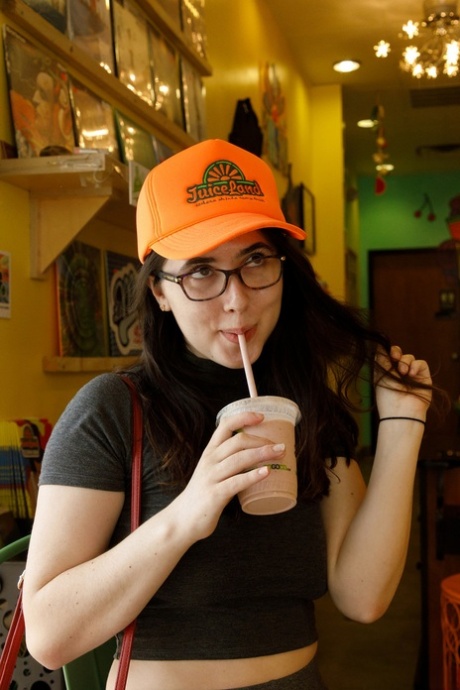 Alluring authentic Ophelia Palantine shows her breasts and her big booty