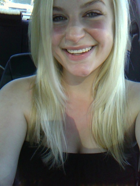 Blonde authentic Danielle Ftv dons numerous outfits for non artistic selfies