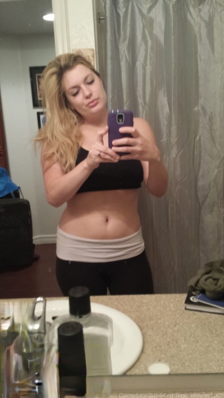 Authentic model Danielle Ftv takes non artistic selfies in a variety of outfits