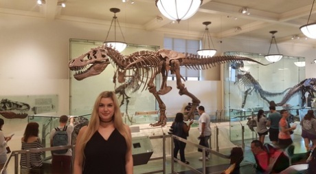 Blonde authentic Danielle takes a variety of artistic and non artistic self shots